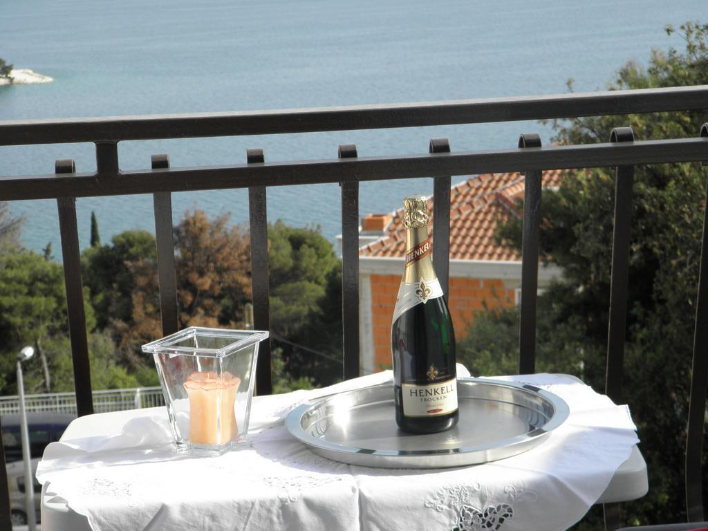 Villa Brekalo Trogir Rum bild